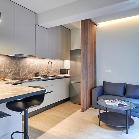 City-Center Apartment In Vibrant Monastiraki, Athen Eksteriør bilde