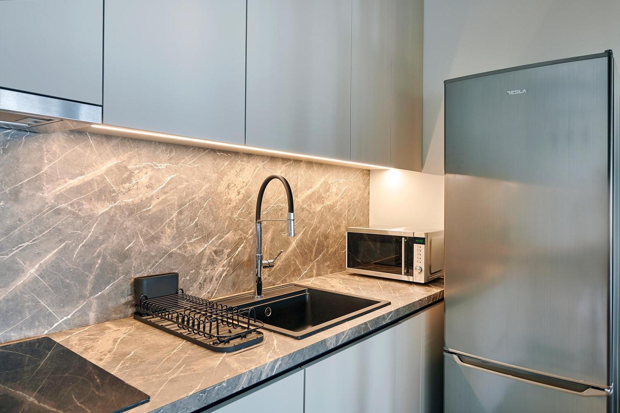 City-Center Apartment In Vibrant Monastiraki, Athen Eksteriør bilde