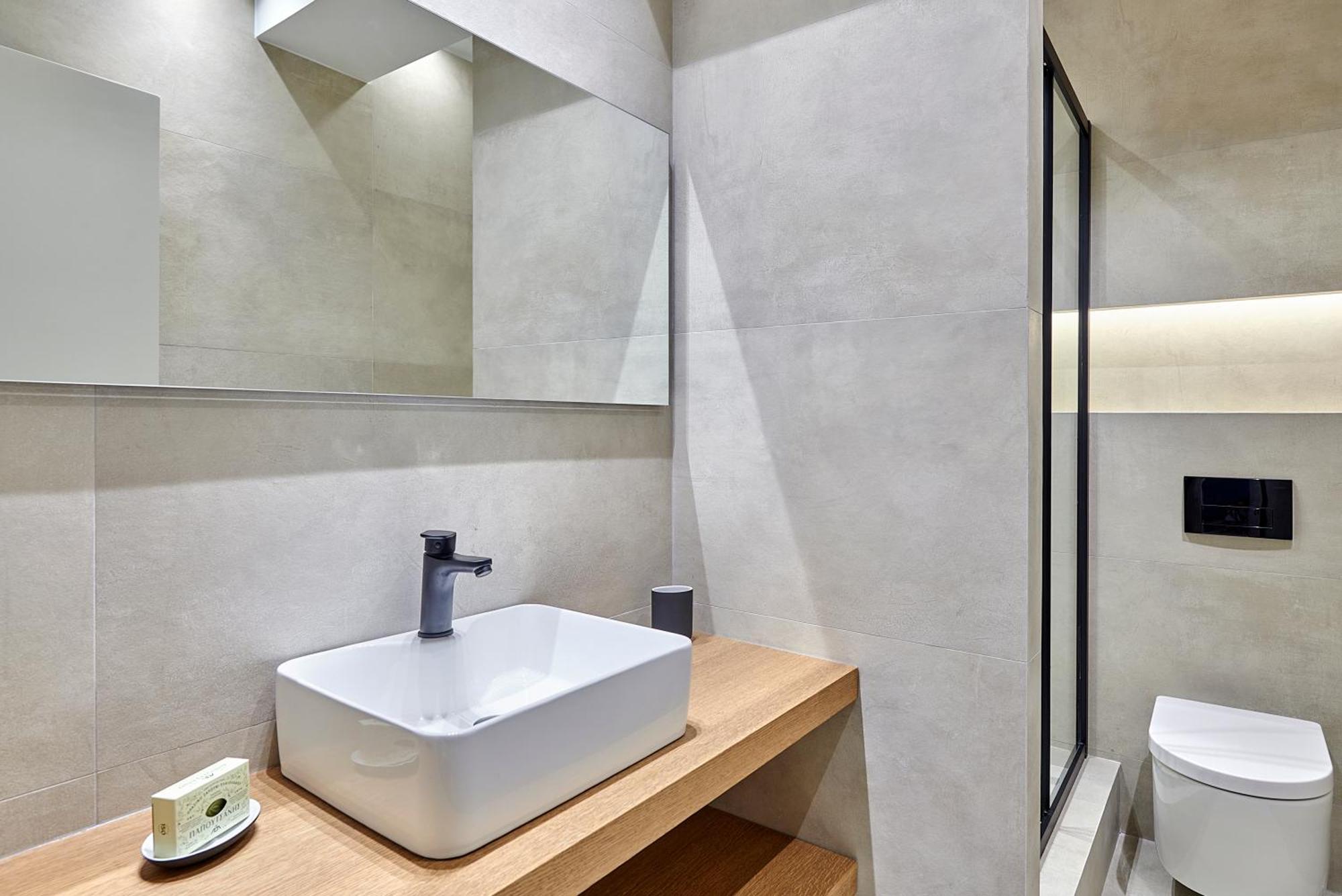 City-Center Apartment In Vibrant Monastiraki, Athen Eksteriør bilde