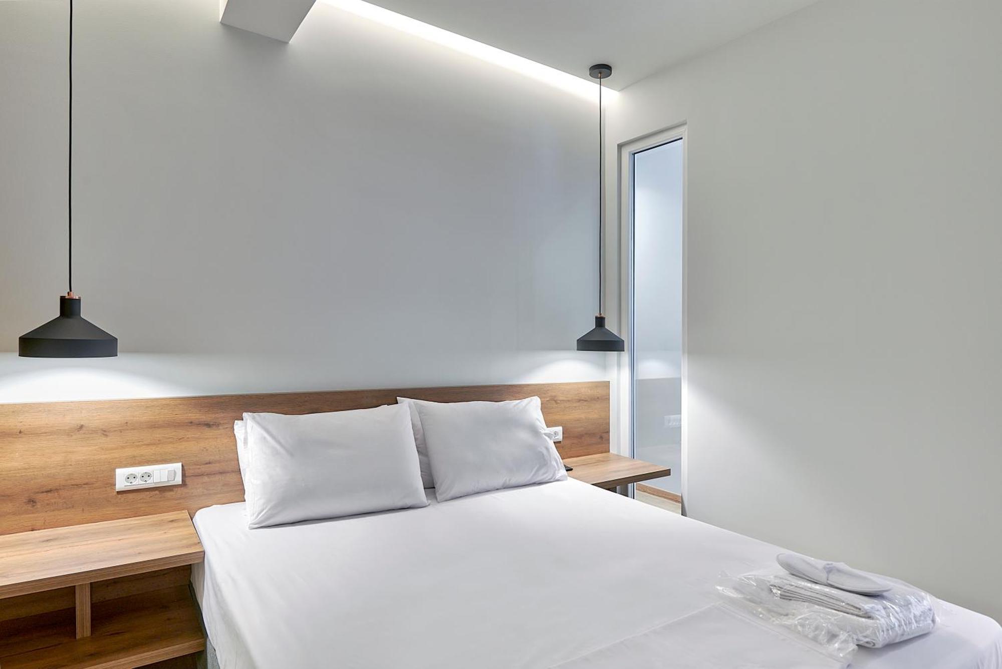 City-Center Apartment In Vibrant Monastiraki, Athen Eksteriør bilde